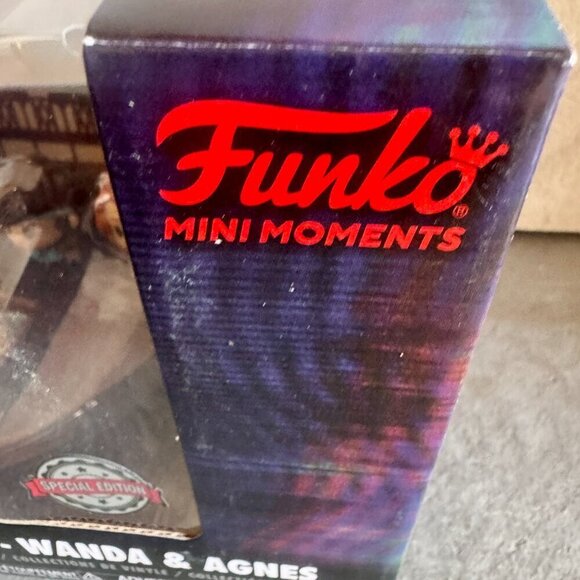 Funko Mini Moments WandaVision | 1980s Wanda & Agnes | Special Edition | NIB ✨ - Picture 5 of 7